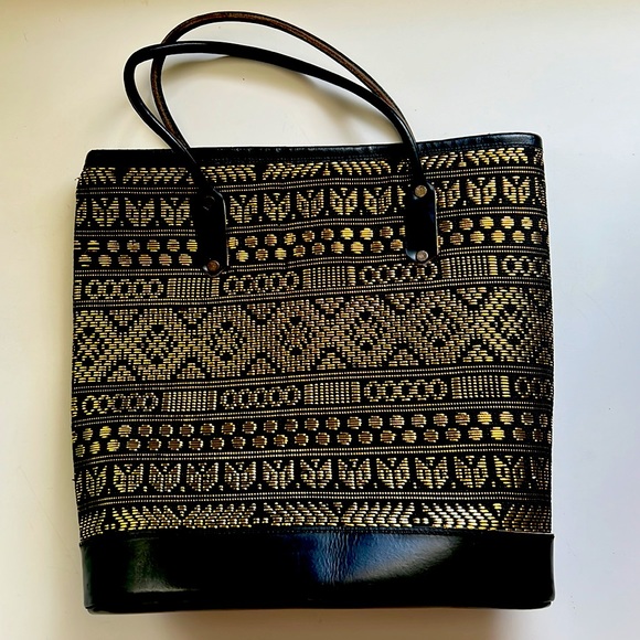 Vintage metallic gold and black leather purse - Picture 2 of 7